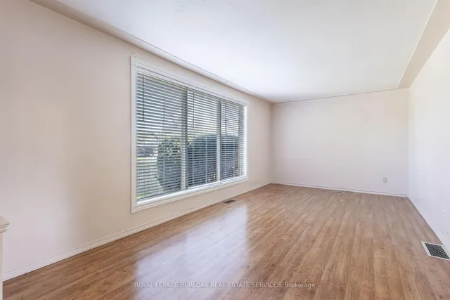 Additional image 10 of 948 Upper Sherman Ave