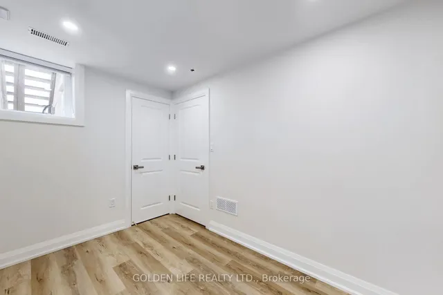 Additional image 34 of 9 Cobourg Ave