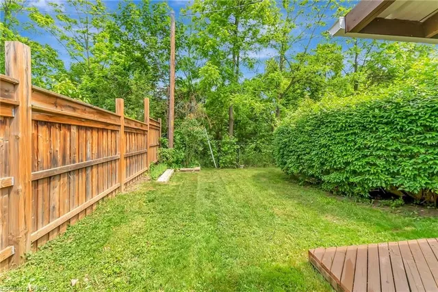 Additional image 35 of 307 Erindale Dr