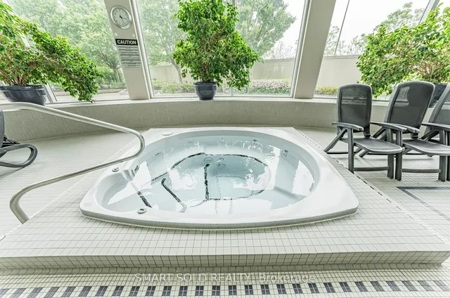 Additional image 19 of 17 Barberry Pl Unit 2009