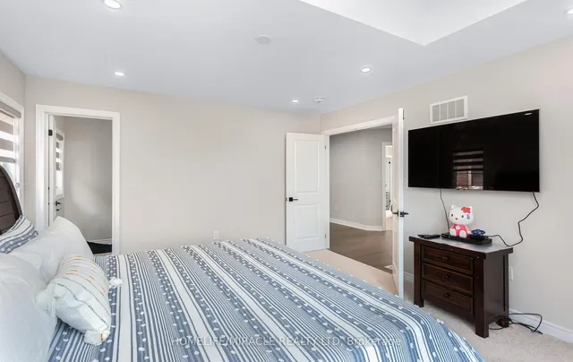 Additional image 35 of 35 Farringdon Cres