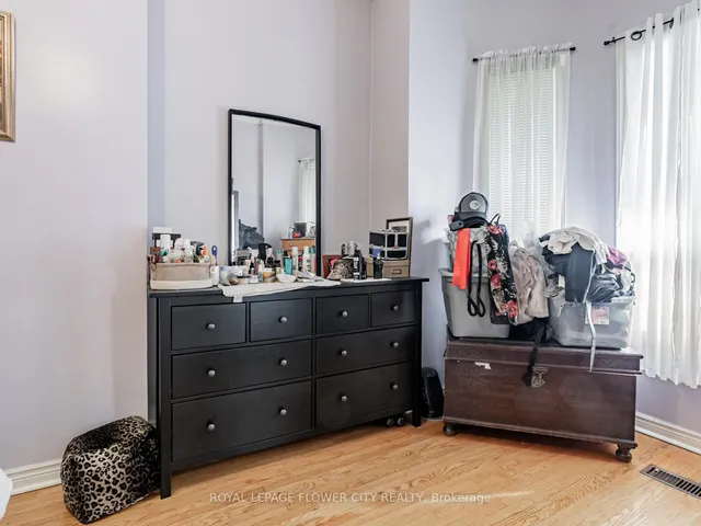 Additional image 15 of 85 Gladstone Ave