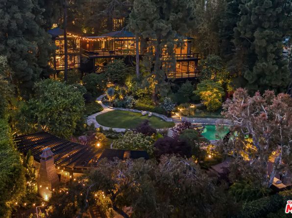 900 Napoli Dr, Pacific Palisades, CA 90272