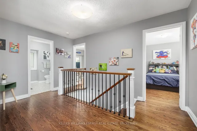 Additional image 19 of 158 Chester Ave