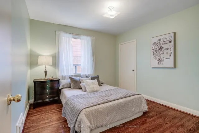 Additional image 17 of 3991 Bloor St