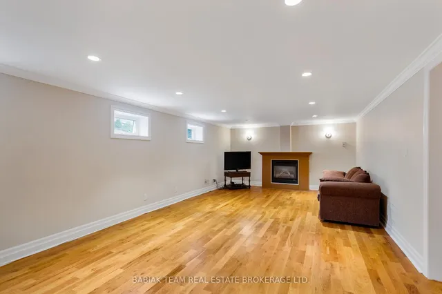 Additional image 19 of 64 Mooreshead Dr