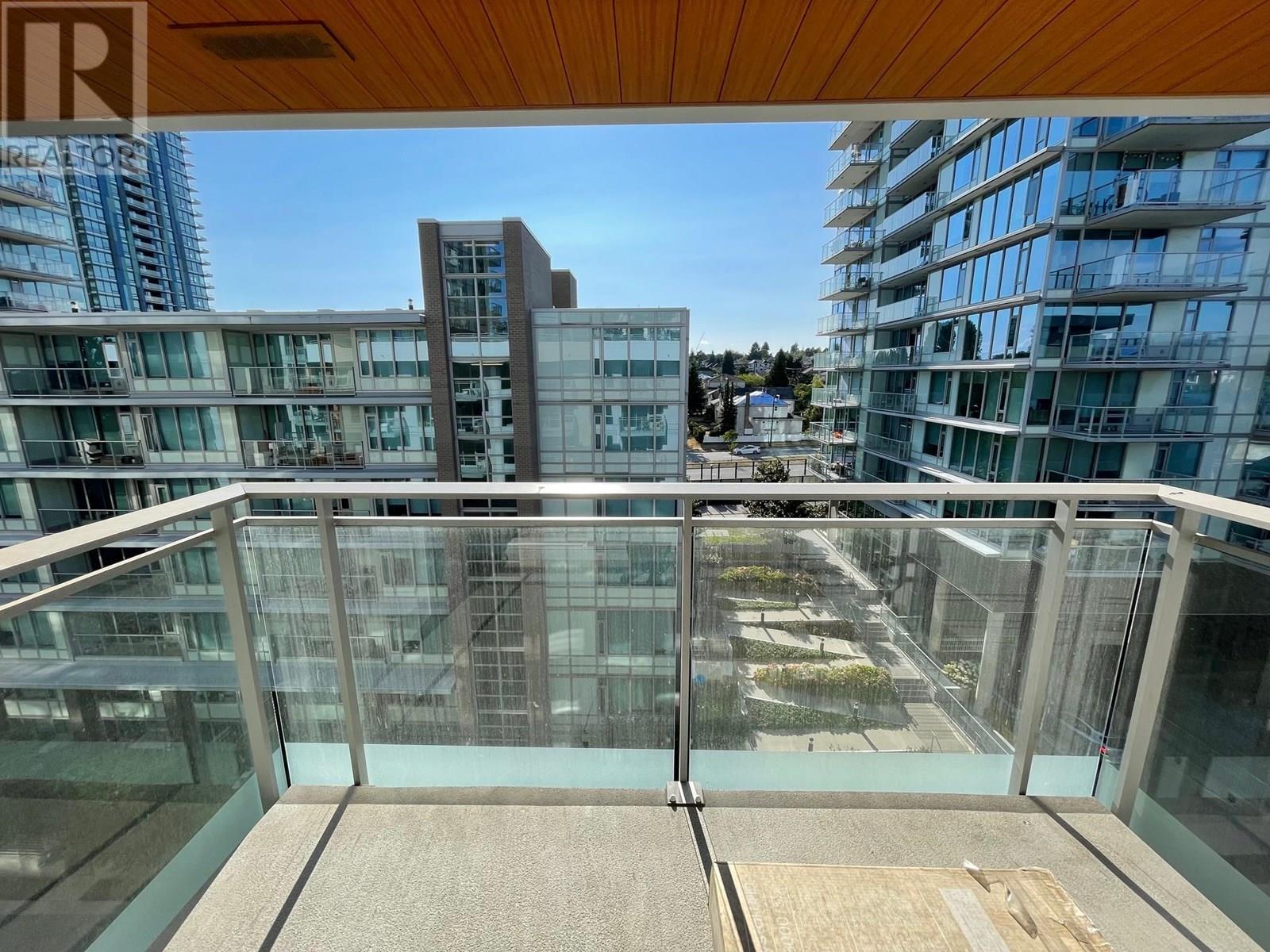 911 455 SW MARINE DRIVE|Vancouver, British Columbia V5X0H3