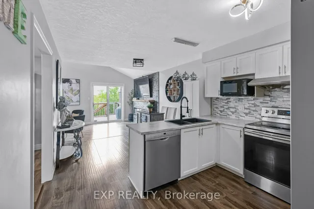 Additional image 11 of 175 Hollyridge Cres
