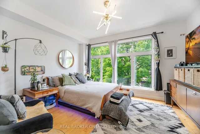 Additional image 15 of 476 King St