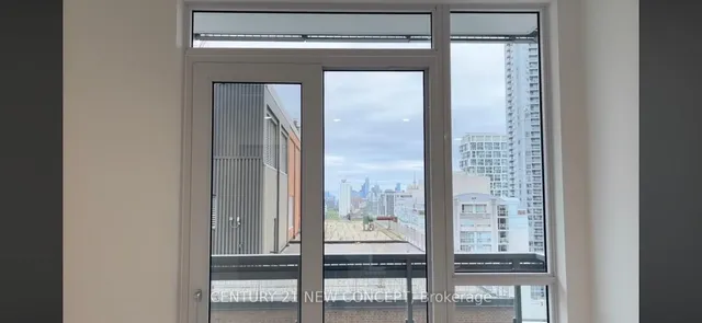 Additional image 35 of 39 roehampton Ave Unit 1204