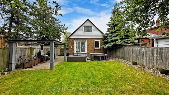Additional image 33 of 61 Binswood Ave