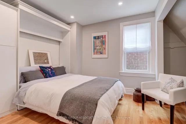 Additional image 23 of 215 Christie St