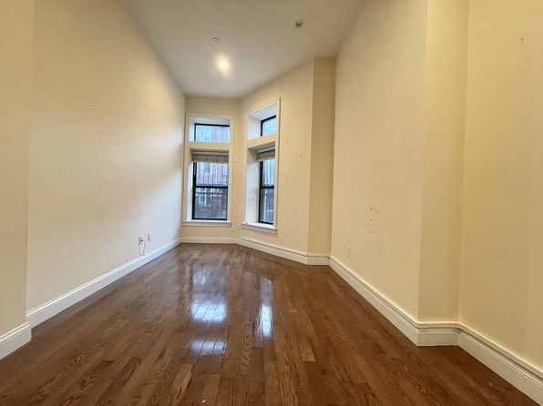 303 W 139th St, New York, NY 10030