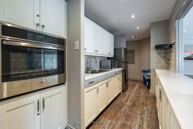 Additional image 43 of 475 The West Mall Unit 407