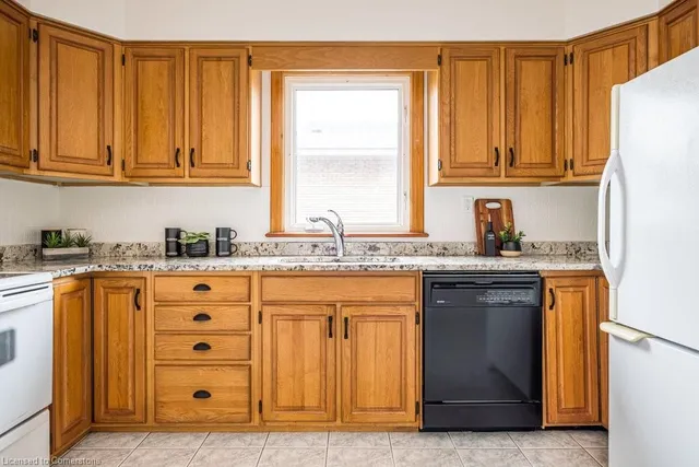 Additional image 26 of 424 Cochrane Rd