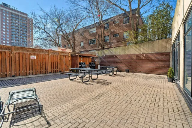 Additional image 30 of 120 Duke St Unit 808