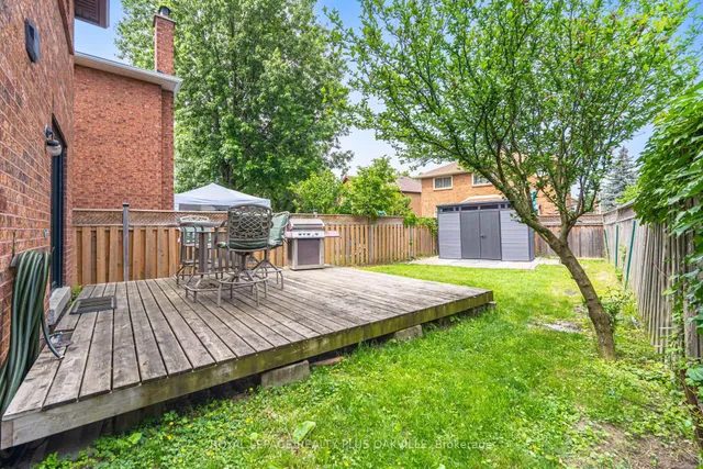 Additional image 45 of 421 Laurentian Ave