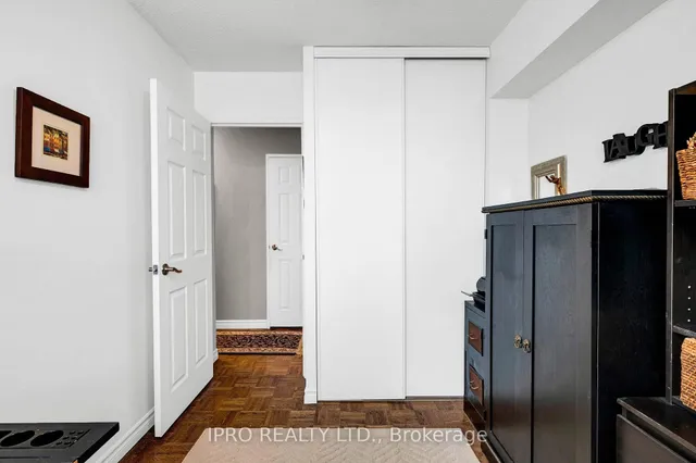 Additional image 18 of 30 Sunrise Ave Unit 301