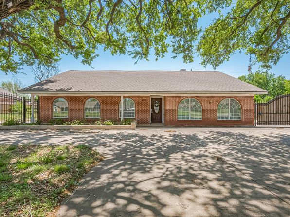 8207 W Tidwell Rd, Houston, TX 77040