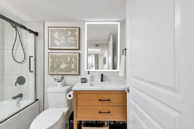 Additional image 19 of 1765 Queen St Unit 401