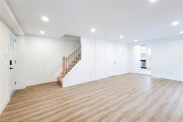 Additional image 15 of 29 New St