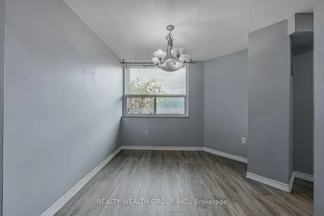 Additional image 7 of 4062 Lawrence Ave Unit 306