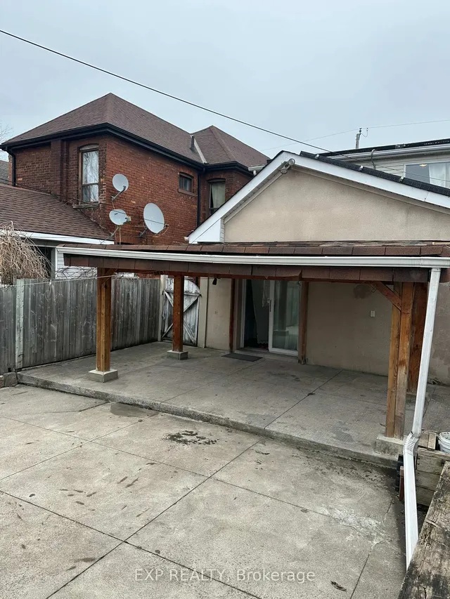 Additional image 3 of 21 Oak Ave