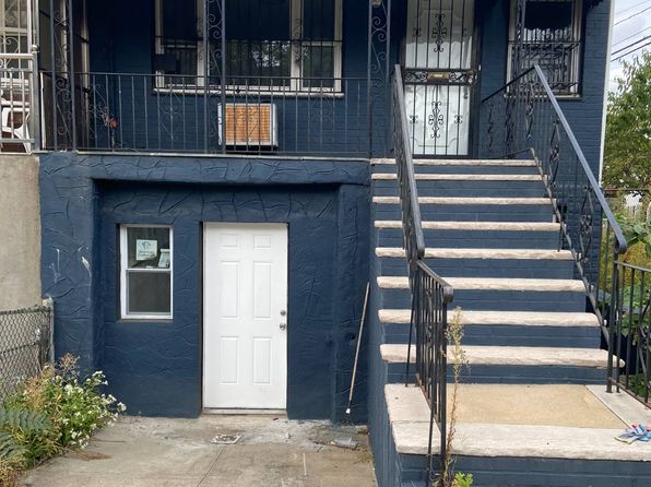 1065 Hegeman Ave, Brooklyn, NY 11208
