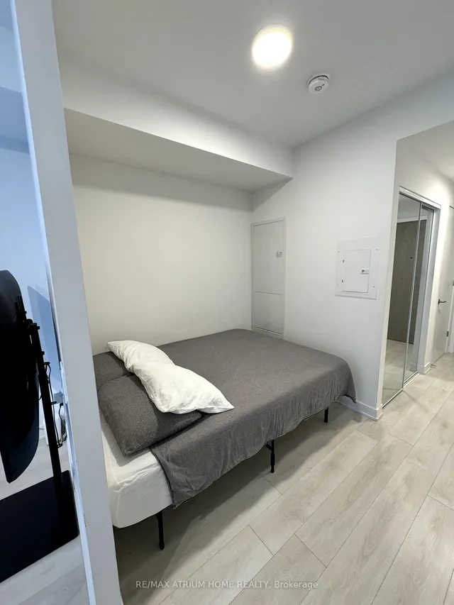 Additional image 12 of 130 River St Unit 606