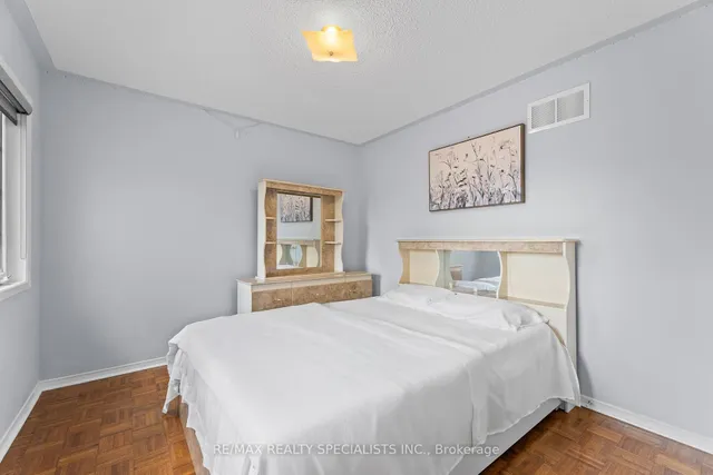 Additional image 27 of 62 Knightswood Cres
