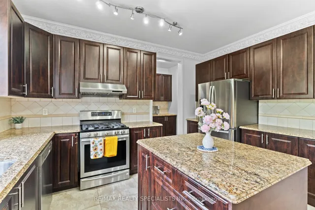 Additional image 12 of 104 Treeline Blvd