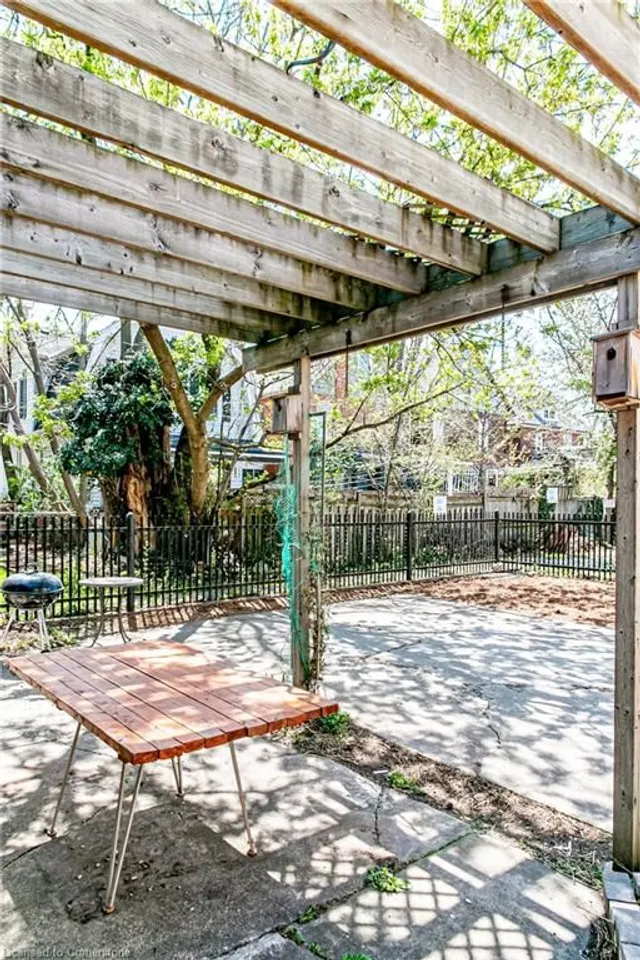 Additional image 26 of 280 Locke St