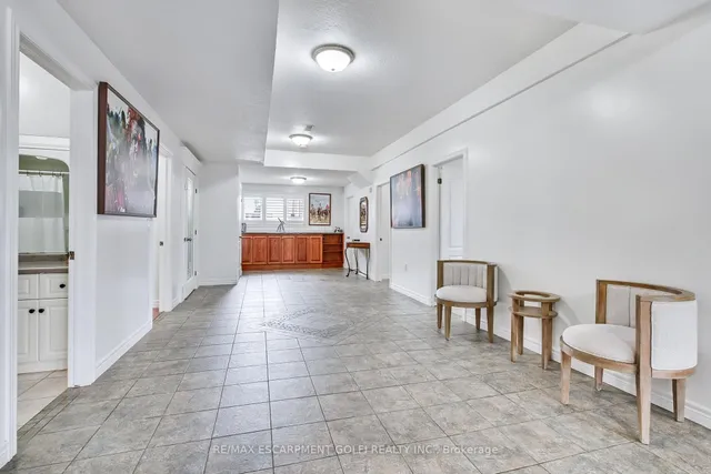 Additional image 28 of 1504 Upper Sherman Ave