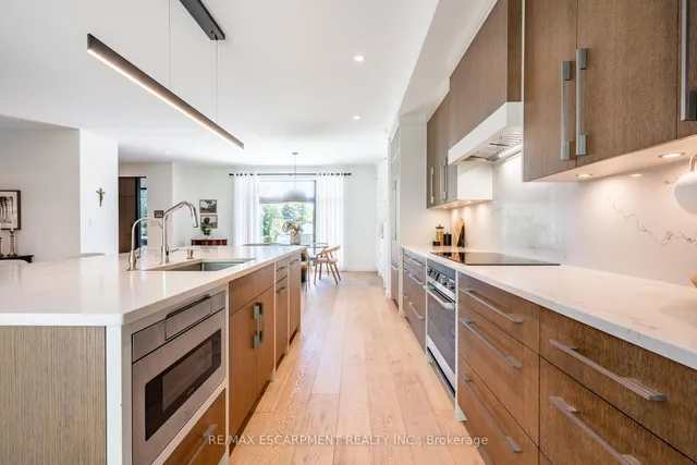 Additional image 12 of 114 Overdale Ave