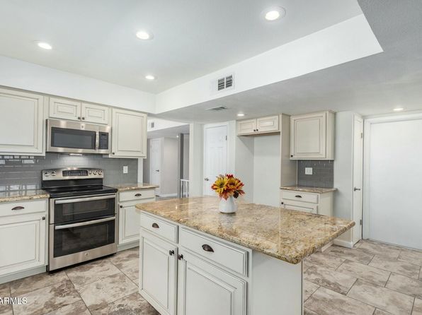 3932 E Shaw Butte Dr, Phoenix, AZ 85028