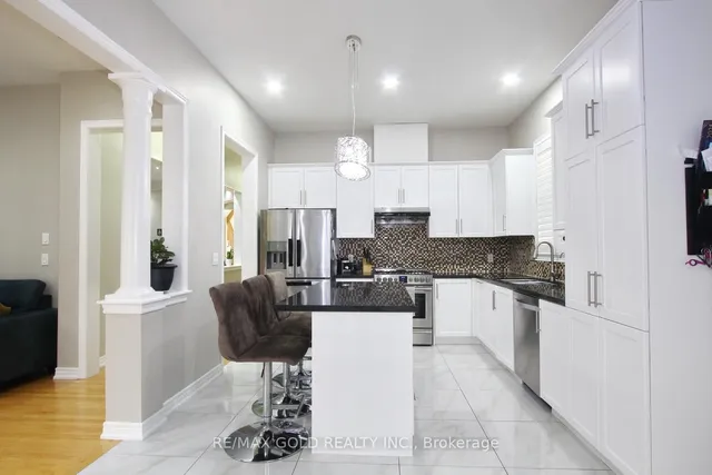 Additional image 17 of 14 Lisson Cres