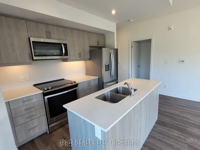 Additional image 10 of 16 Markle Cres Unit 301