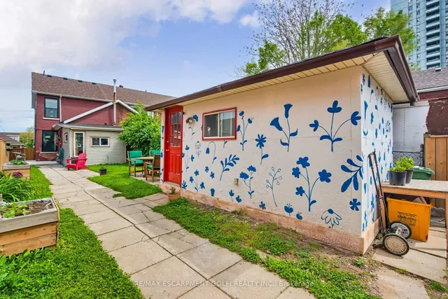 Additional image 37 of 189 QUEEN St