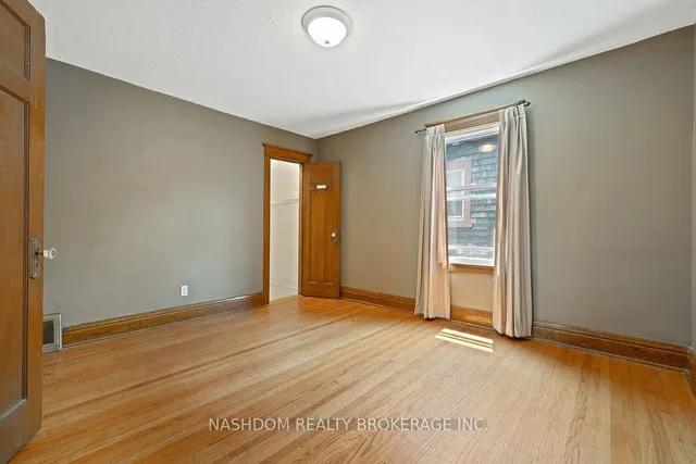 Additional image 18 of 163 Grosvenor Ave