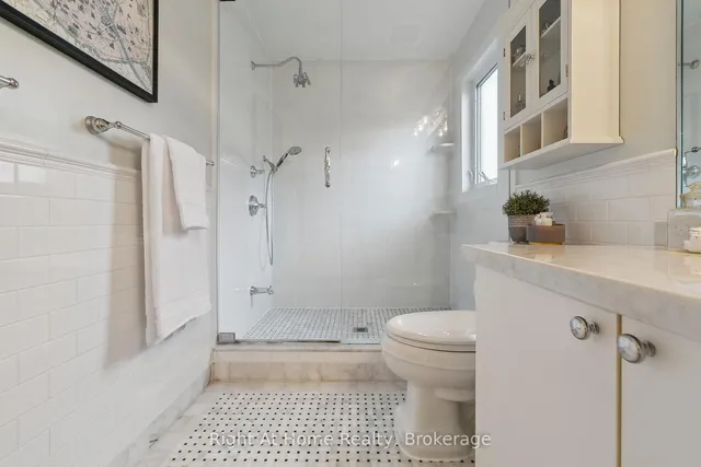 Additional image 39 of 293 River Glen Blvd