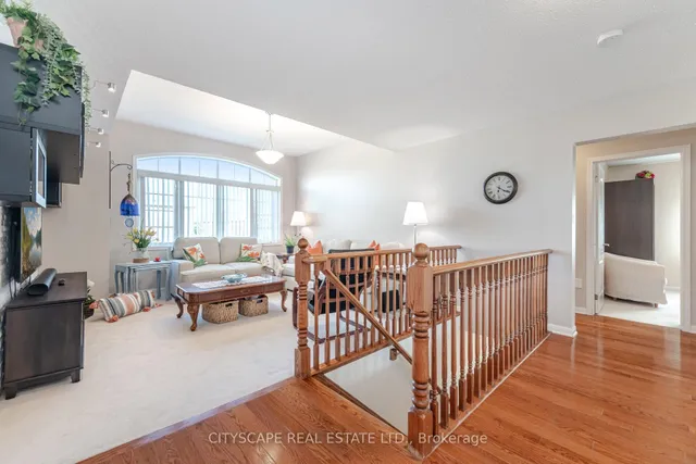 Additional image 5 of 657 Symons Cross