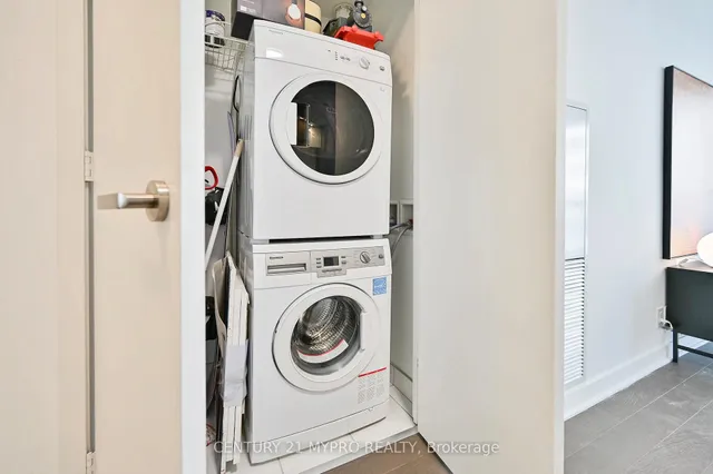 Additional image 22 of 15 Grenville St Unit 1007