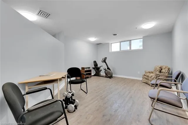 Additional image 27 of 8 Village Green Unit 112