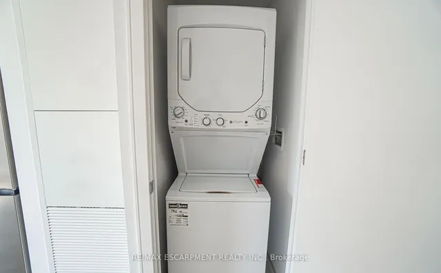 Additional image 13 of 1 Jarvis St Unit 521