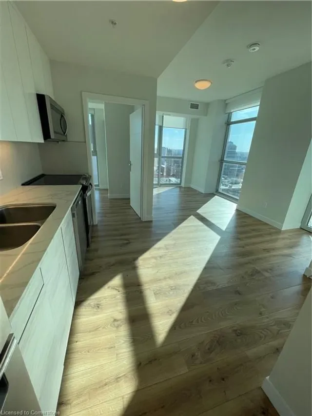 Additional image 8 of 60 Frederick St Unit 1109