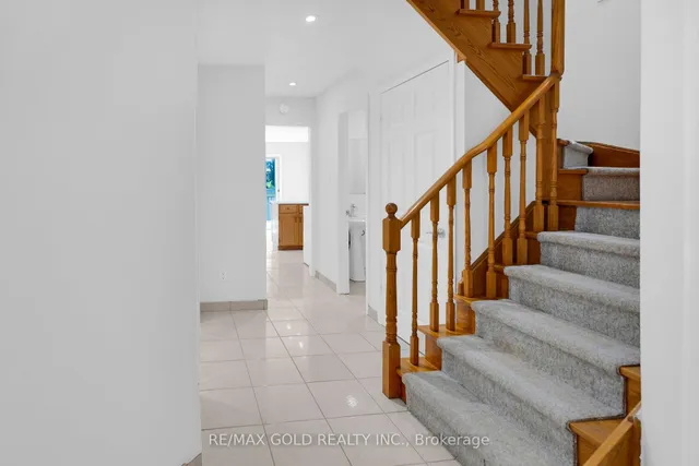 Additional image 12 of 78 Candy Cres