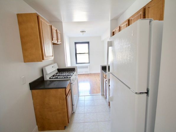 200 W Kingsbridge Rd APT 3O, Bronx, NY 10463