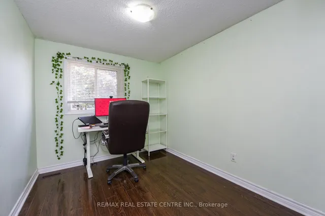 Additional image 27 of 105 Hansen Rd Unit 81