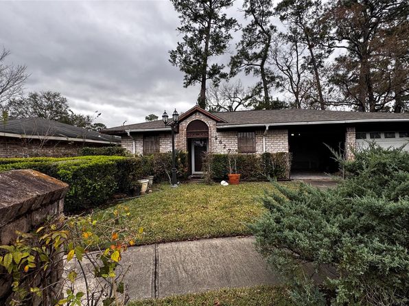 9627 Glenwood Forest Dr, Houston, TX 77078