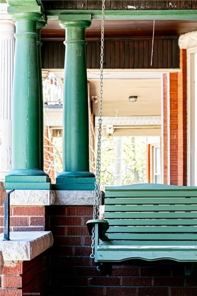 Additional image 4 of 280 Locke St